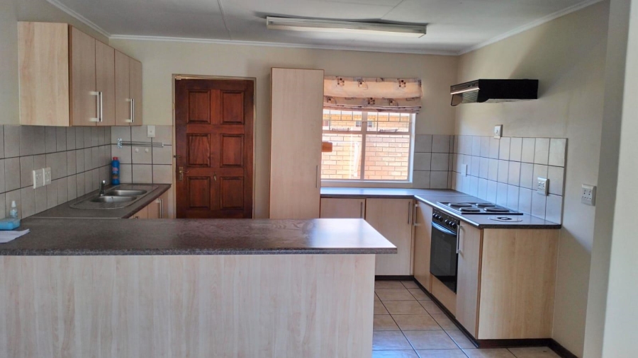 2 Bedroom Property for Sale in Universitas Free State